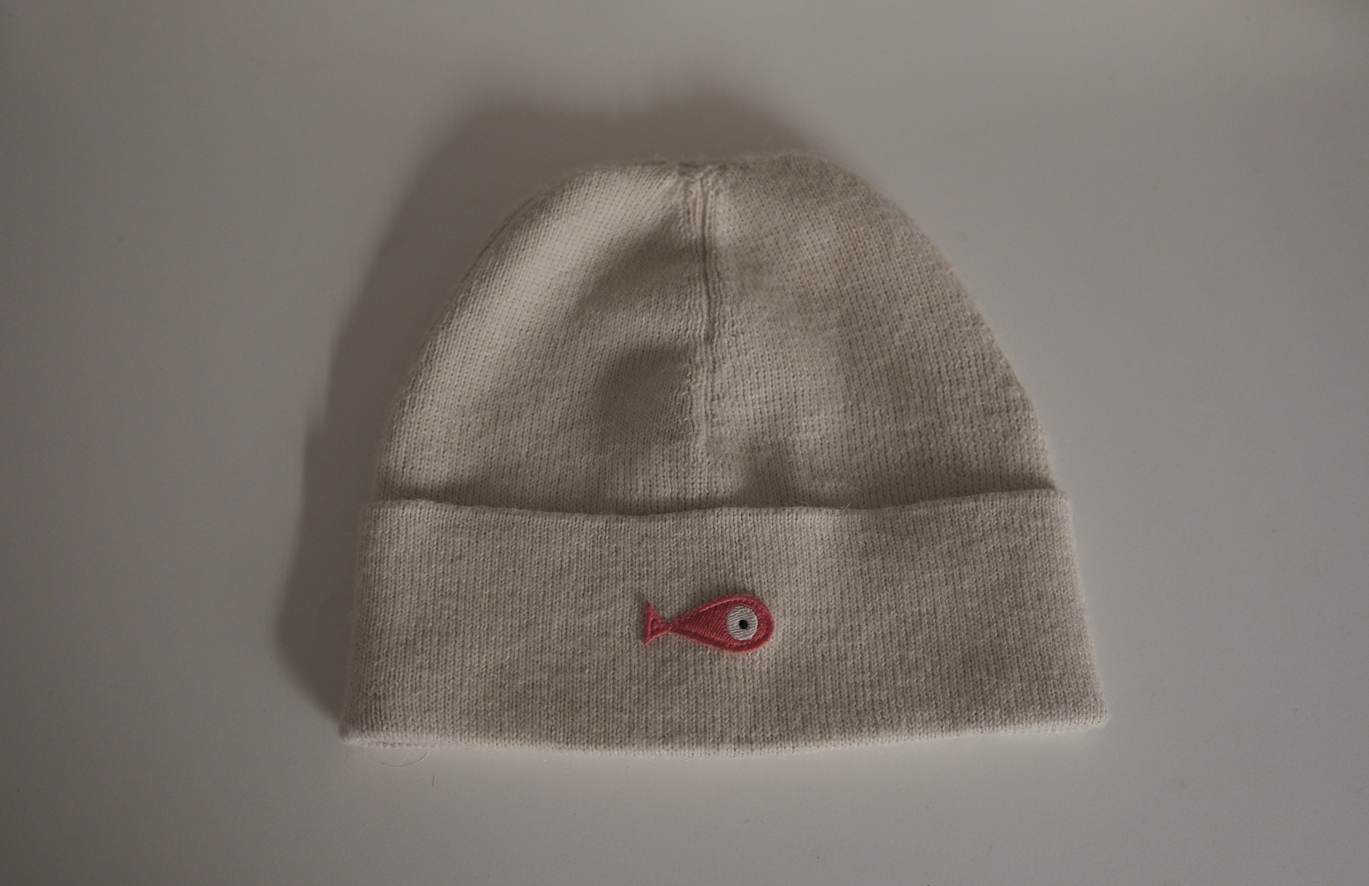 Beanie "fish" is designed for both style and functionality. Crafted from luxurious alpaca yarn, this beanie offer an unparalleled level of warmth and comfort.