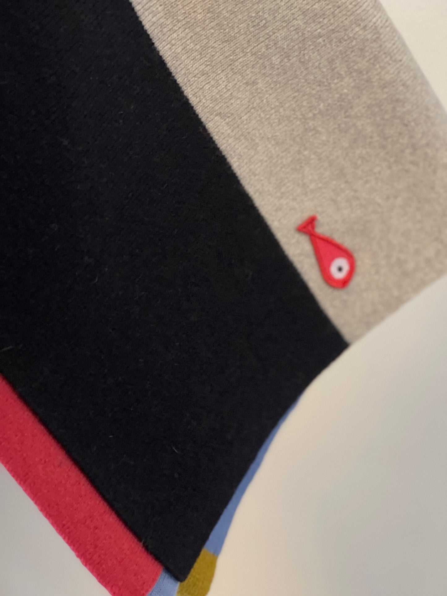 Soft, luxuriously and cozy scarfs. Knitted from a superfine lambswool yarn. Classic fit and a lovely feeling.  Colors available - blue striped, 8 colors and 3 colors  Size: 2.20 cm x 30 cm  100 % lambswool detail