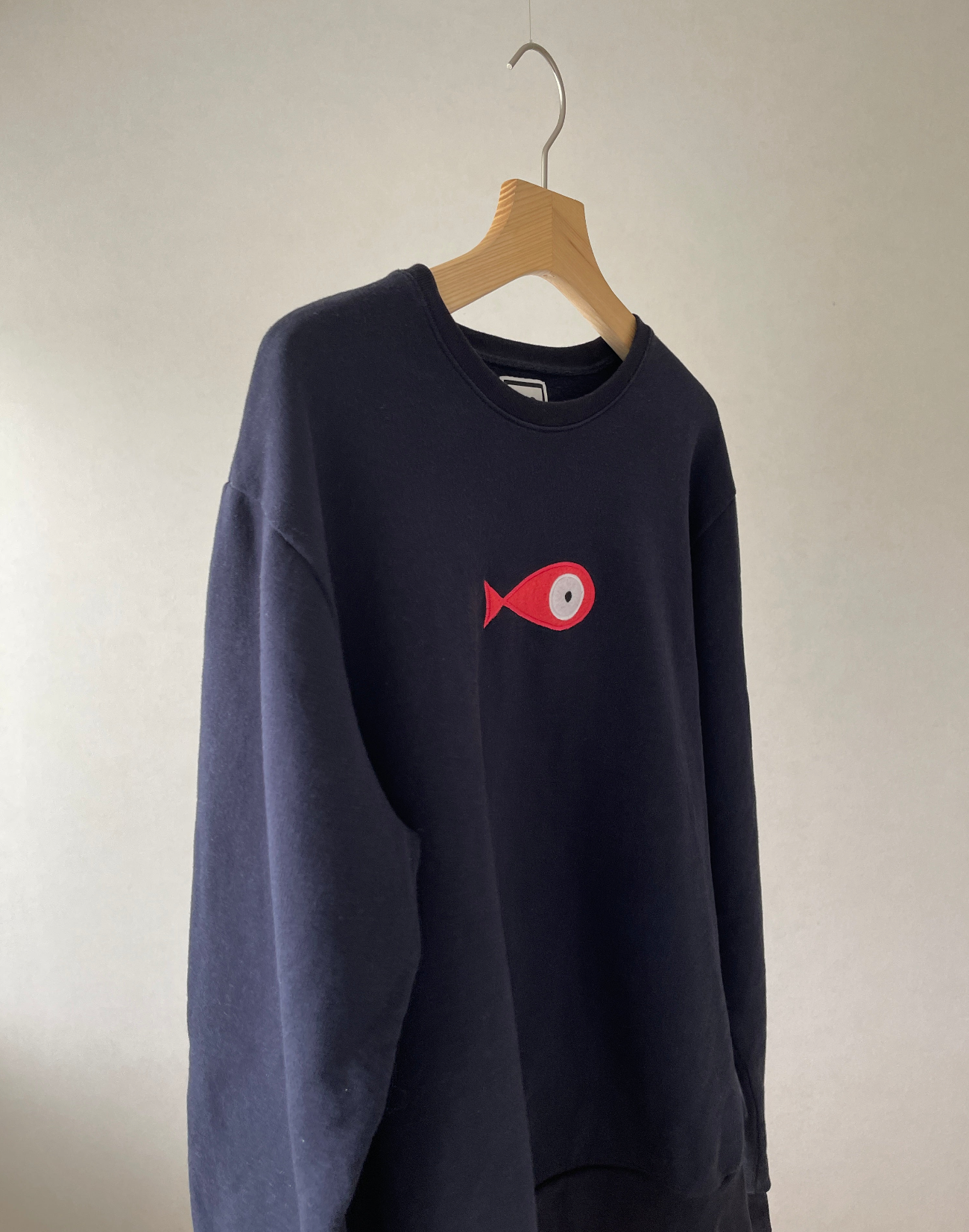 CREWNECK "FISH FELT" - WOODI